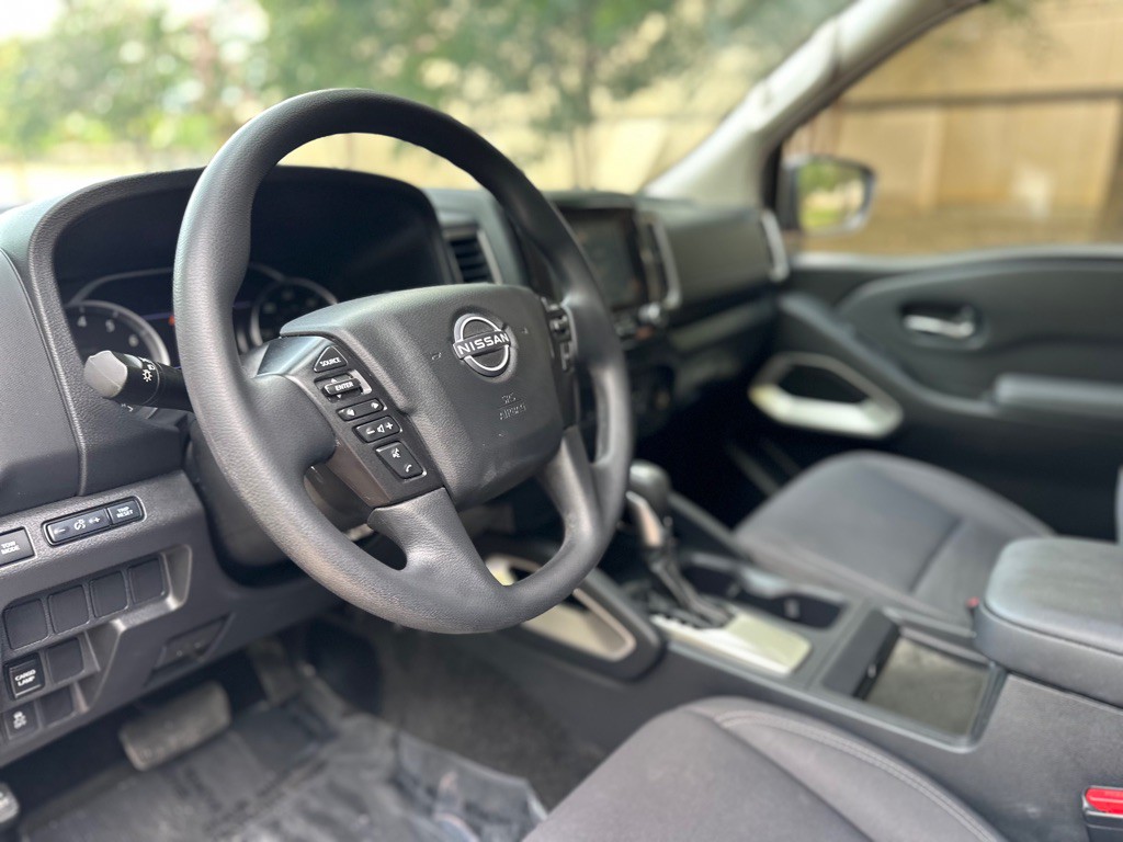2022 Nissan Frontier Image 22