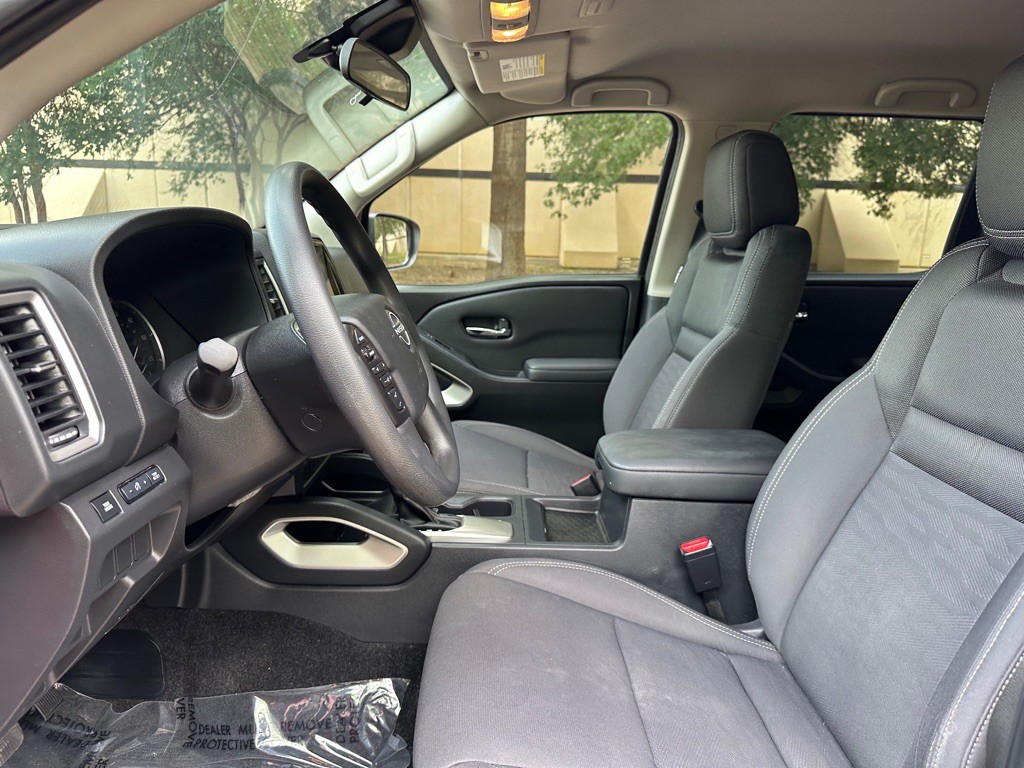 2022 Nissan Frontier Image 23