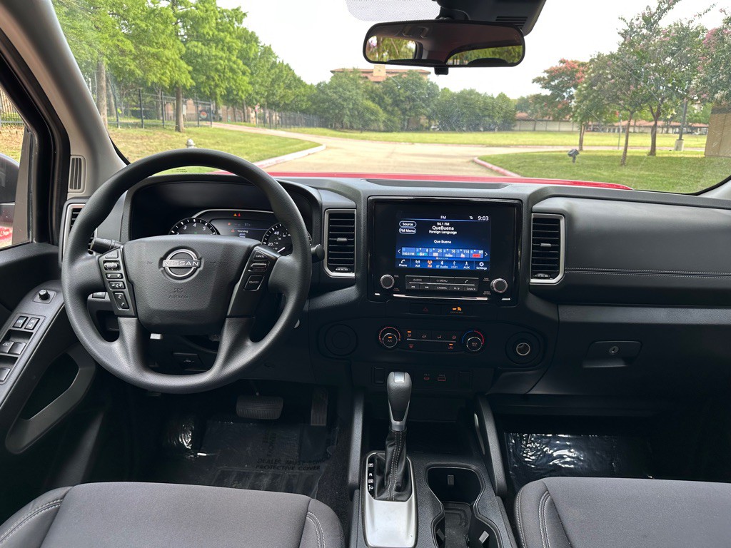 2022 Nissan Frontier Image 34