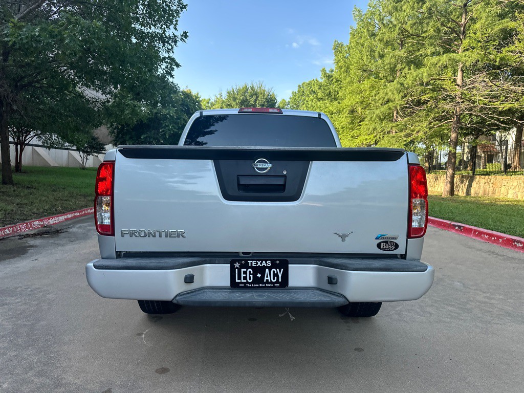 2018 Nissan Frontier Image 13