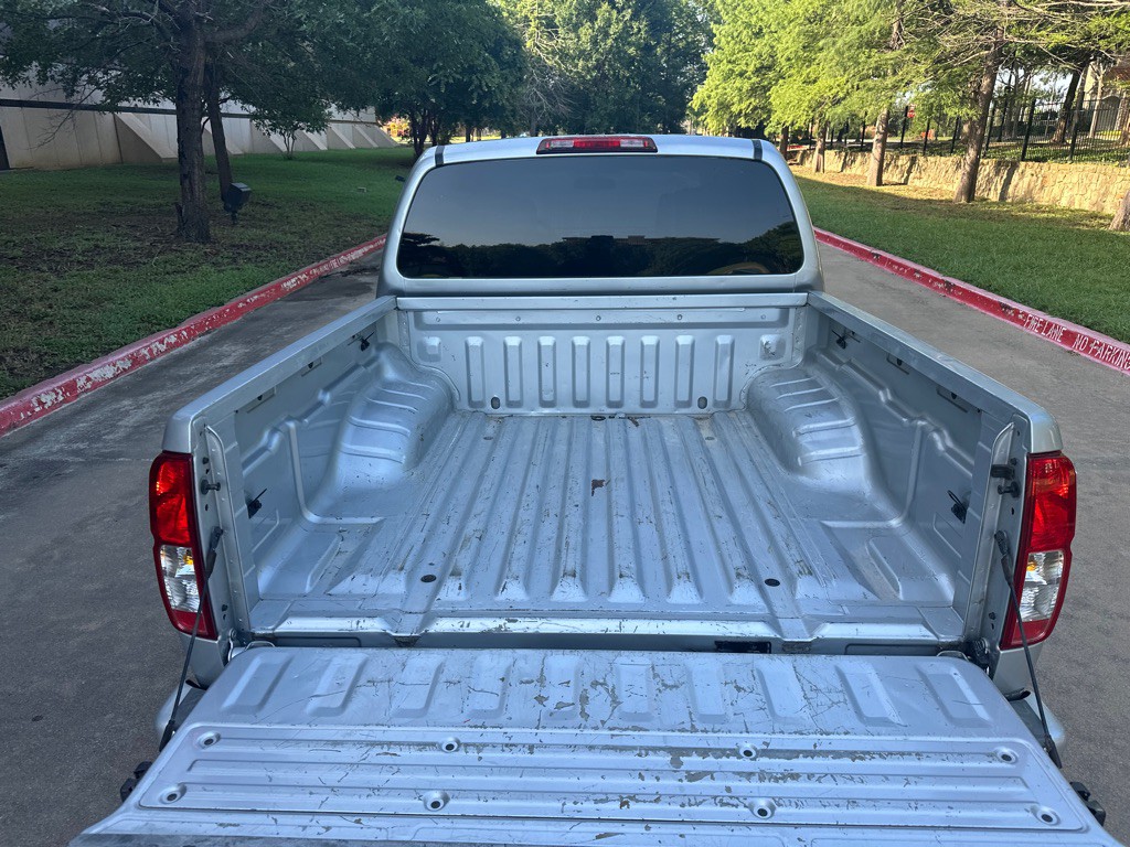 2018 Nissan Frontier Image 16