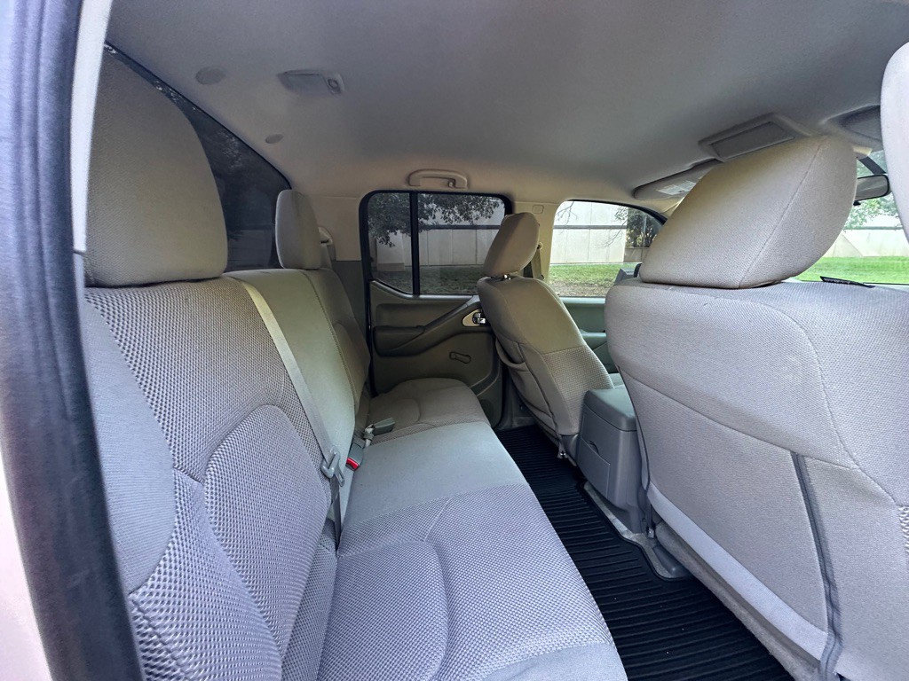 2018 Nissan Frontier Image 25
