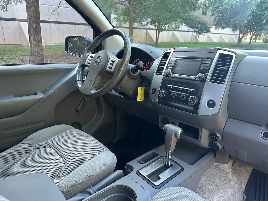 2018 Nissan Frontier Image 26