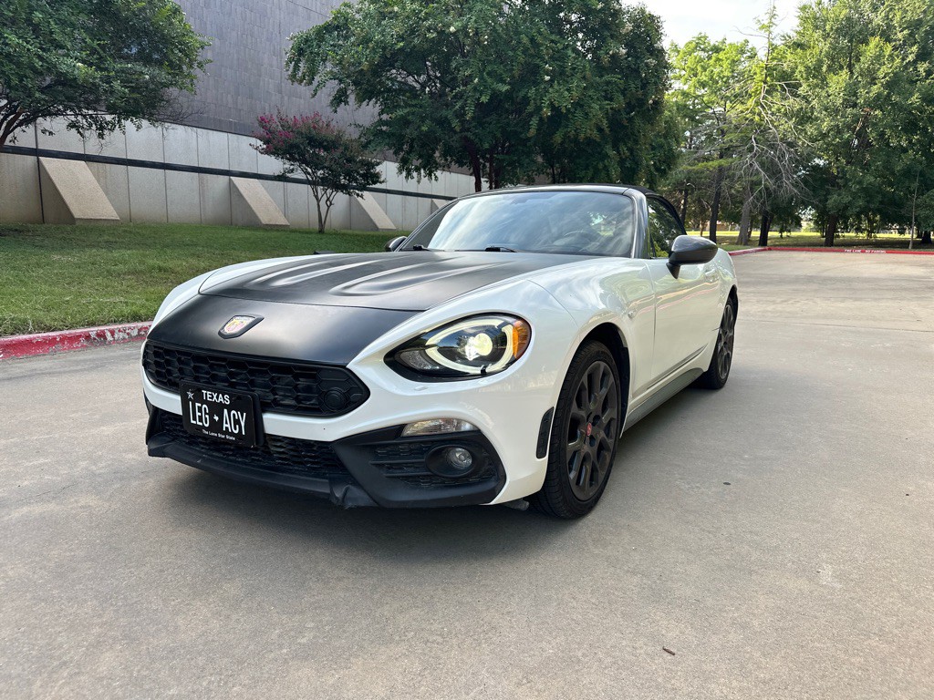 2018 FIAT 124 Spider Image 8