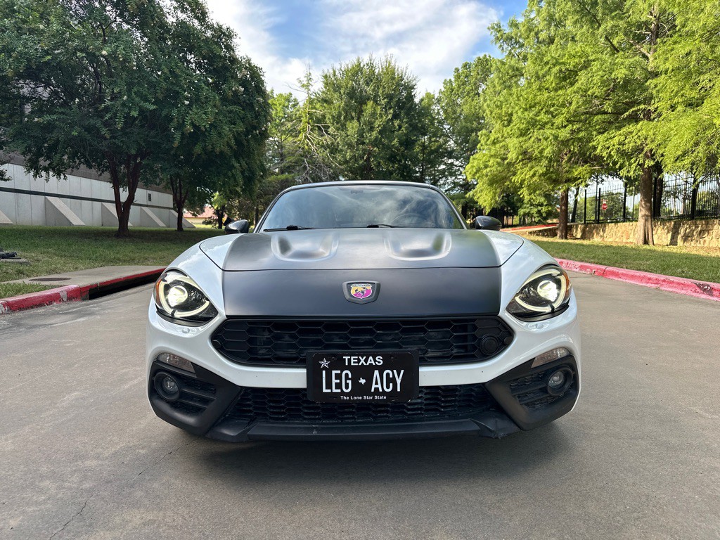 2018 FIAT 124 Spider Image 9
