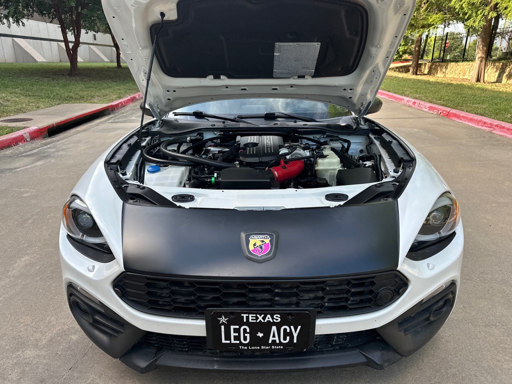 2018 FIAT 124 Spider Image 10