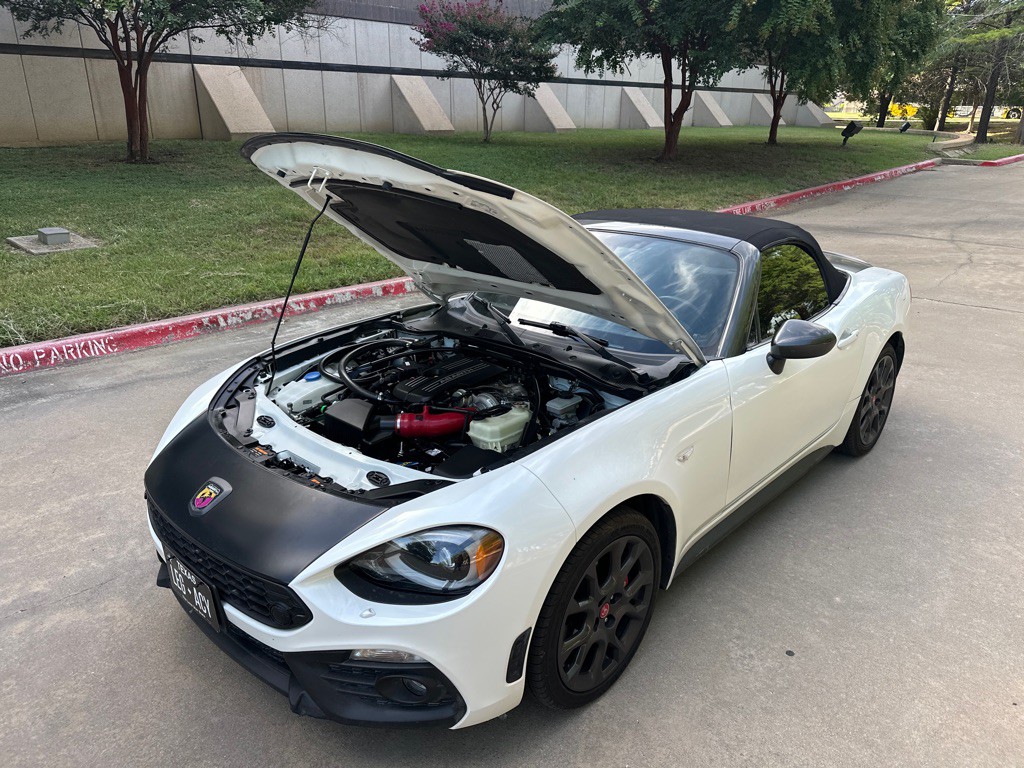 2018 FIAT 124 Spider Image 12