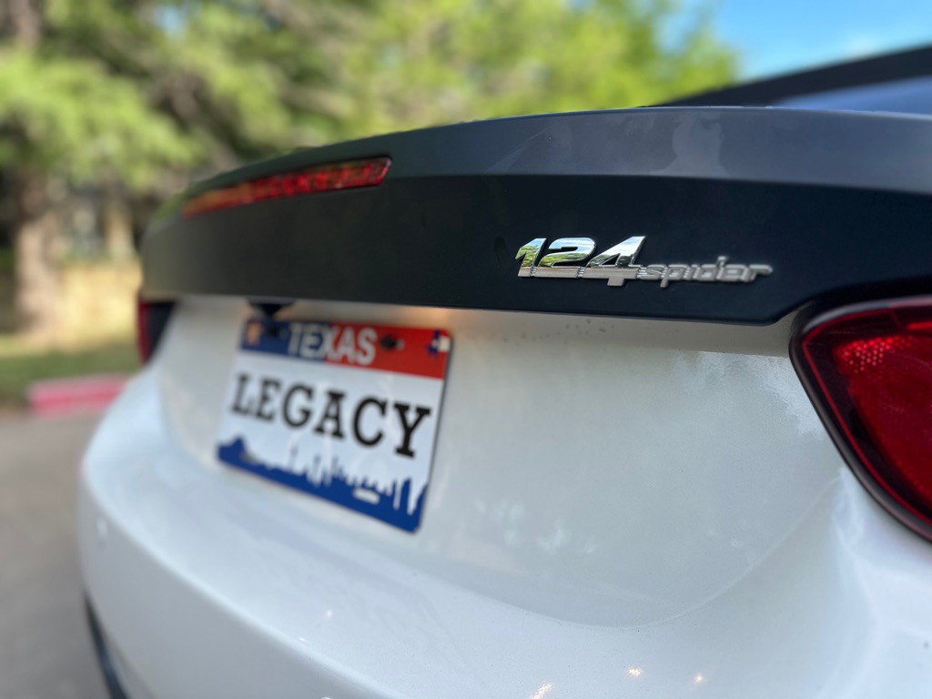2018 FIAT 124 Spider Image 19
