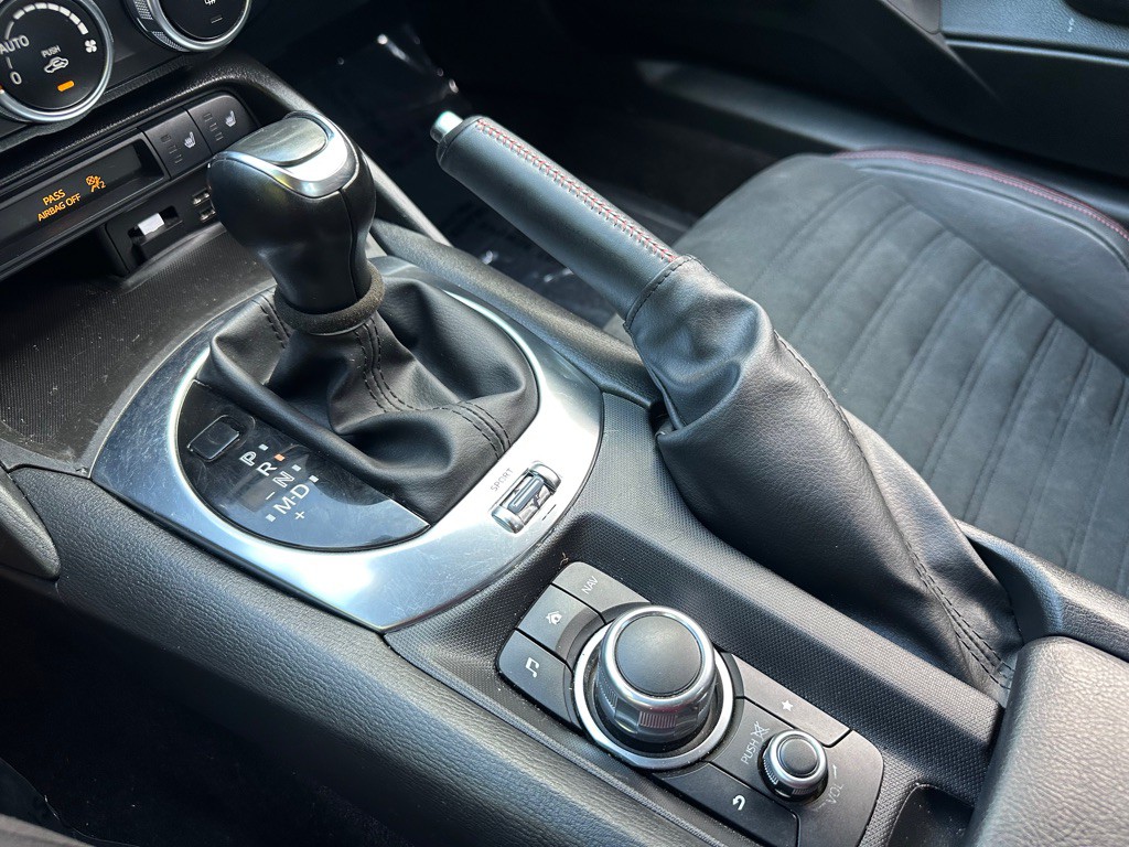2018 FIAT 124 Spider Image 29