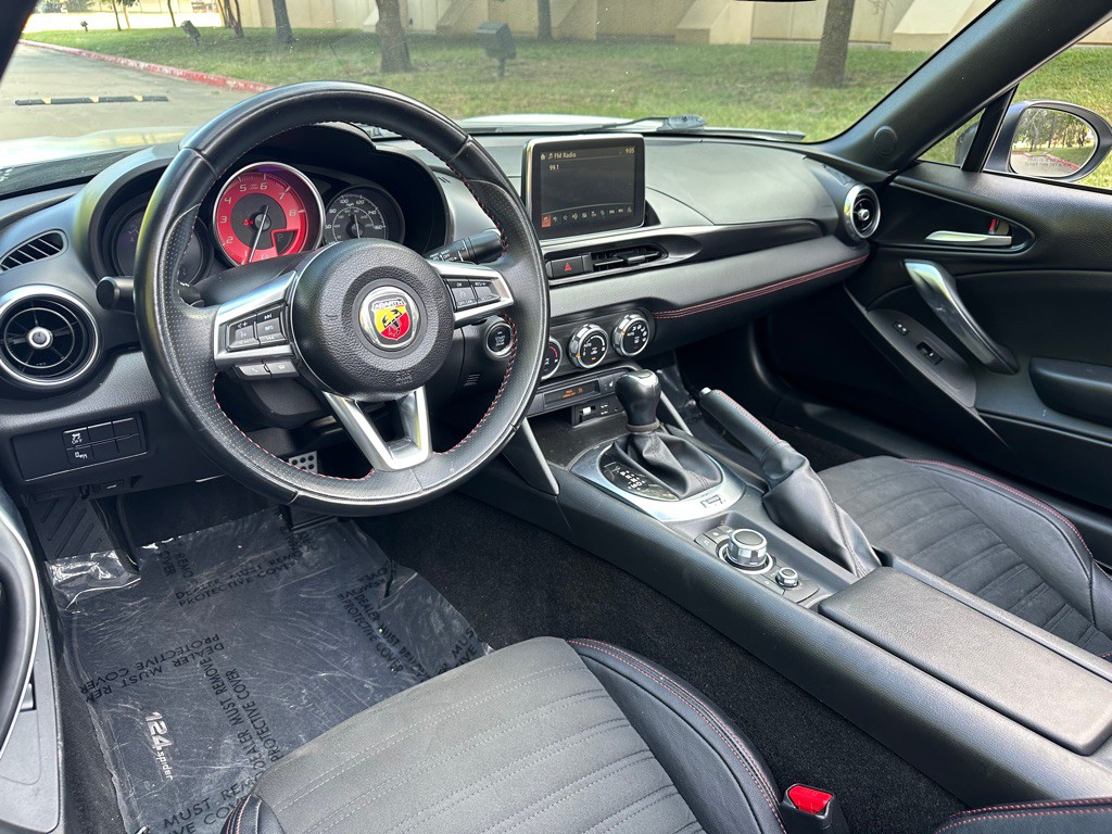 2018 FIAT 124 Spider Image 37