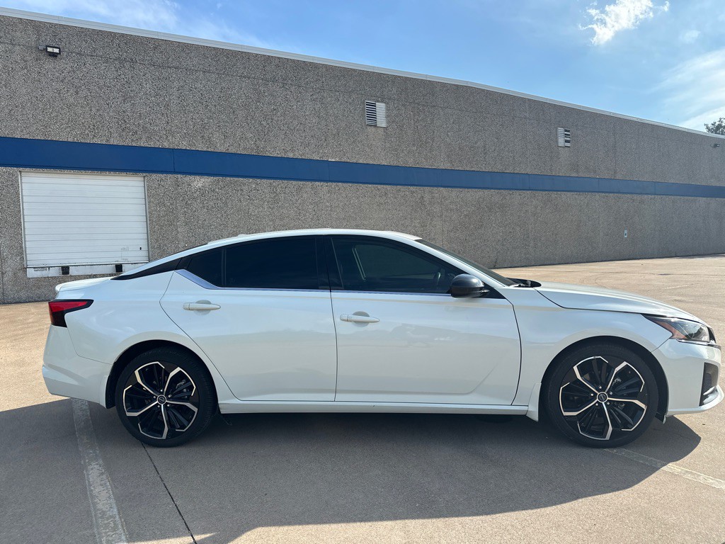 2023 Nissan Altima Image 20