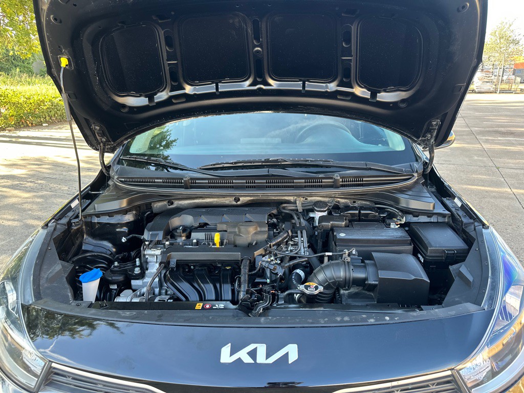 2022 Kia Rio Image 10