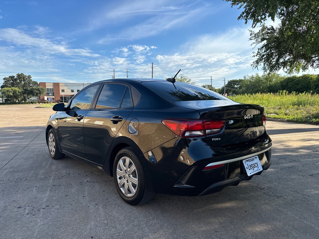 2022 Kia Rio Image 14