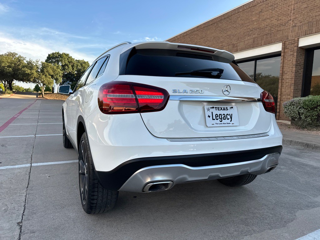 2019 Mercedes-Benz GLA-Class Image 15