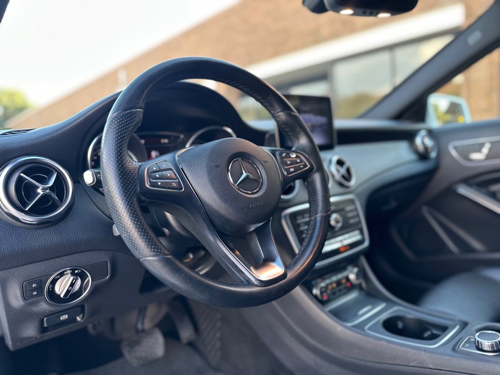 2019 Mercedes-Benz GLA-Class Image 24