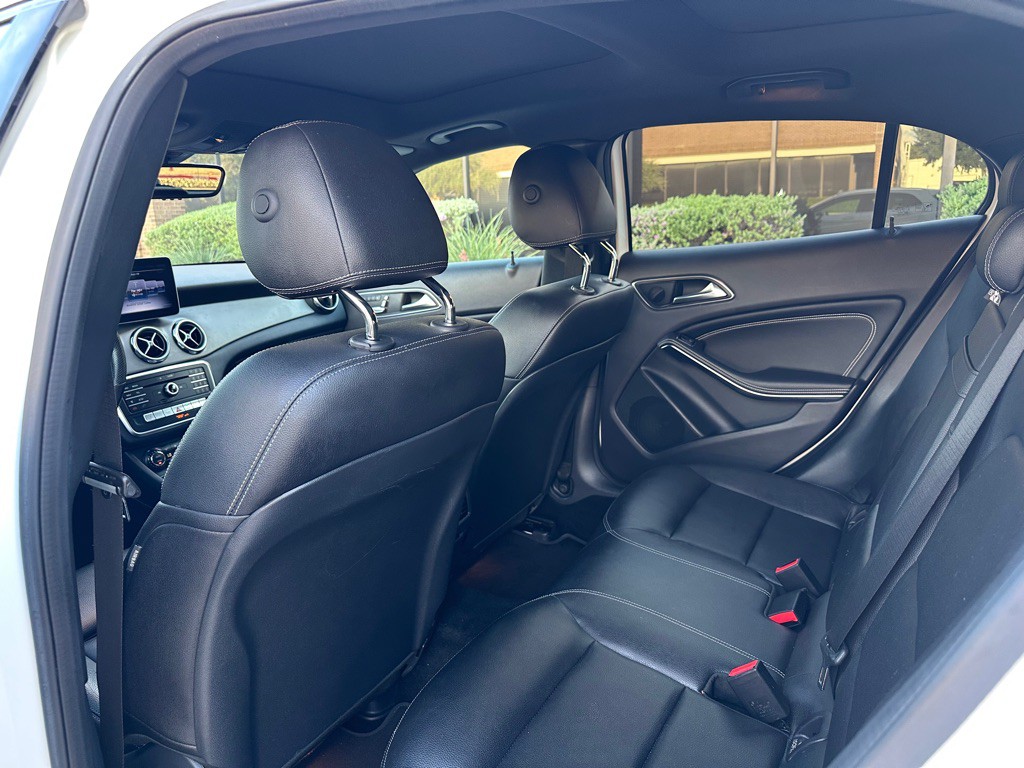 2019 Mercedes-Benz GLA-Class Image 28
