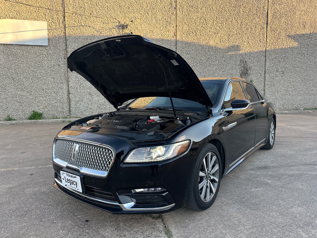 2018 Lincoln Continental Image 12