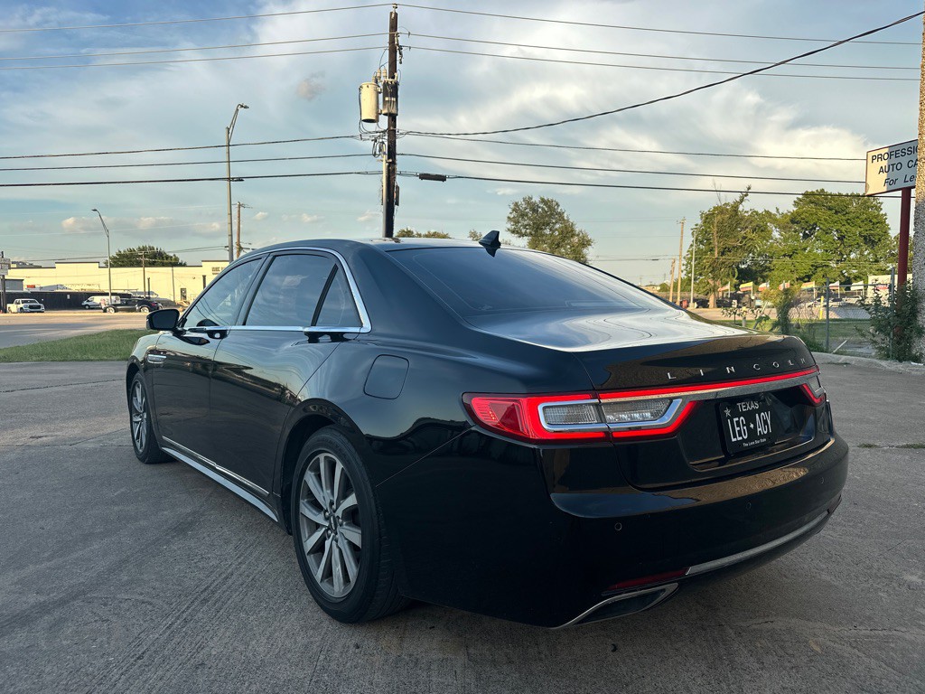2018 Lincoln Continental Image 16