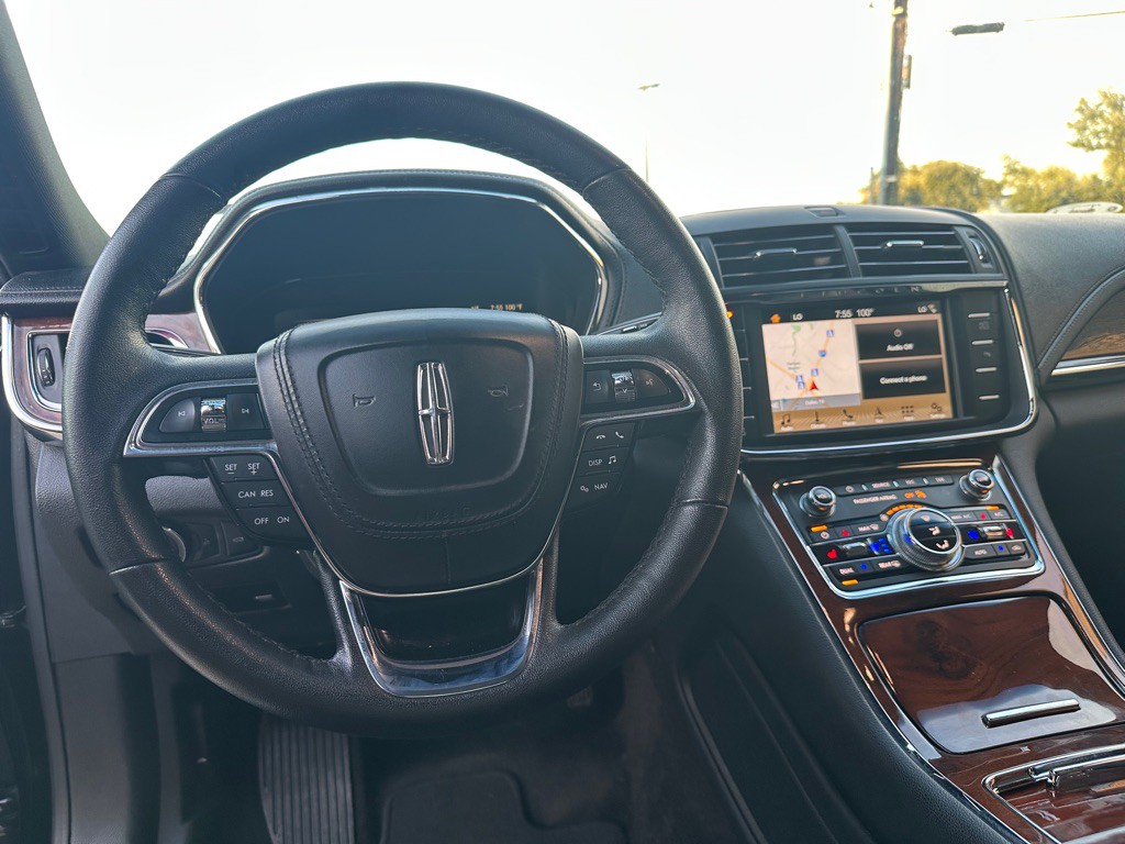 2018 Lincoln Continental Image 28