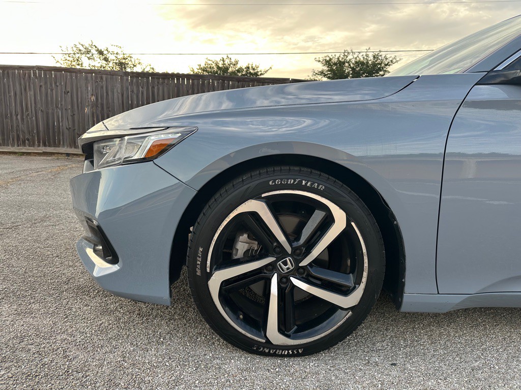 2022 Honda Accord Image 13