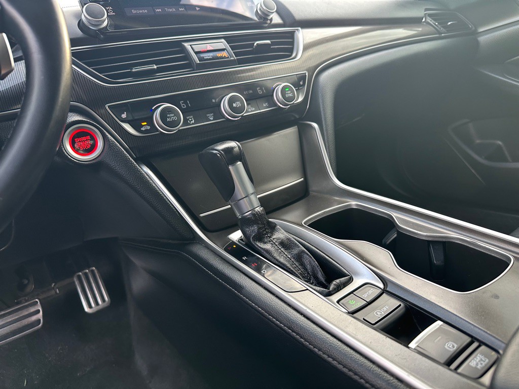 2022 Honda Accord Image 35