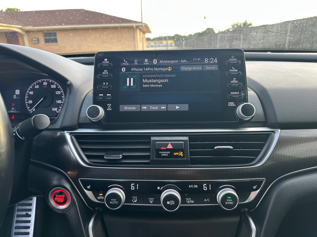 2022 Honda Accord Image 36
