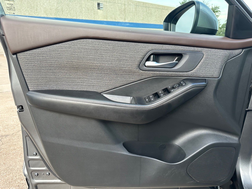 2023 Nissan Rogue Image 26