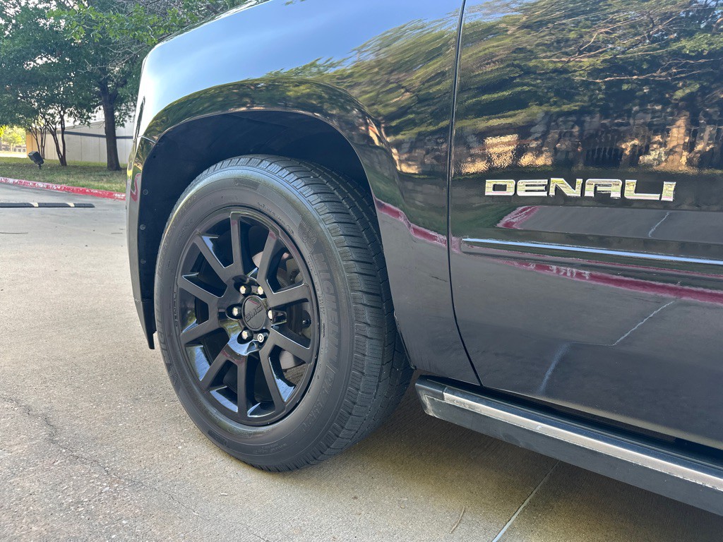 2017 GMC Yukon Image 11
