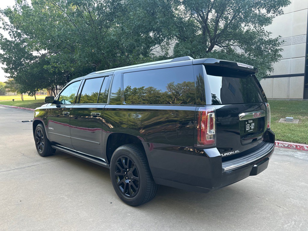 2017 GMC Yukon Image 13
