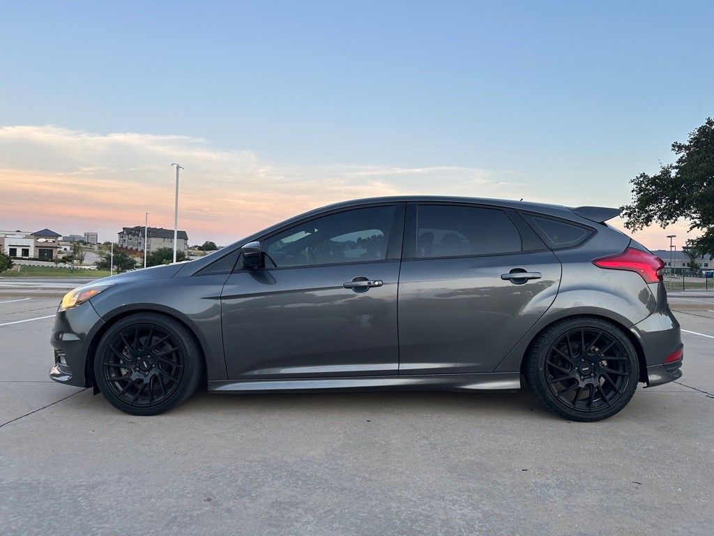 2018 Ford Focus Image 14