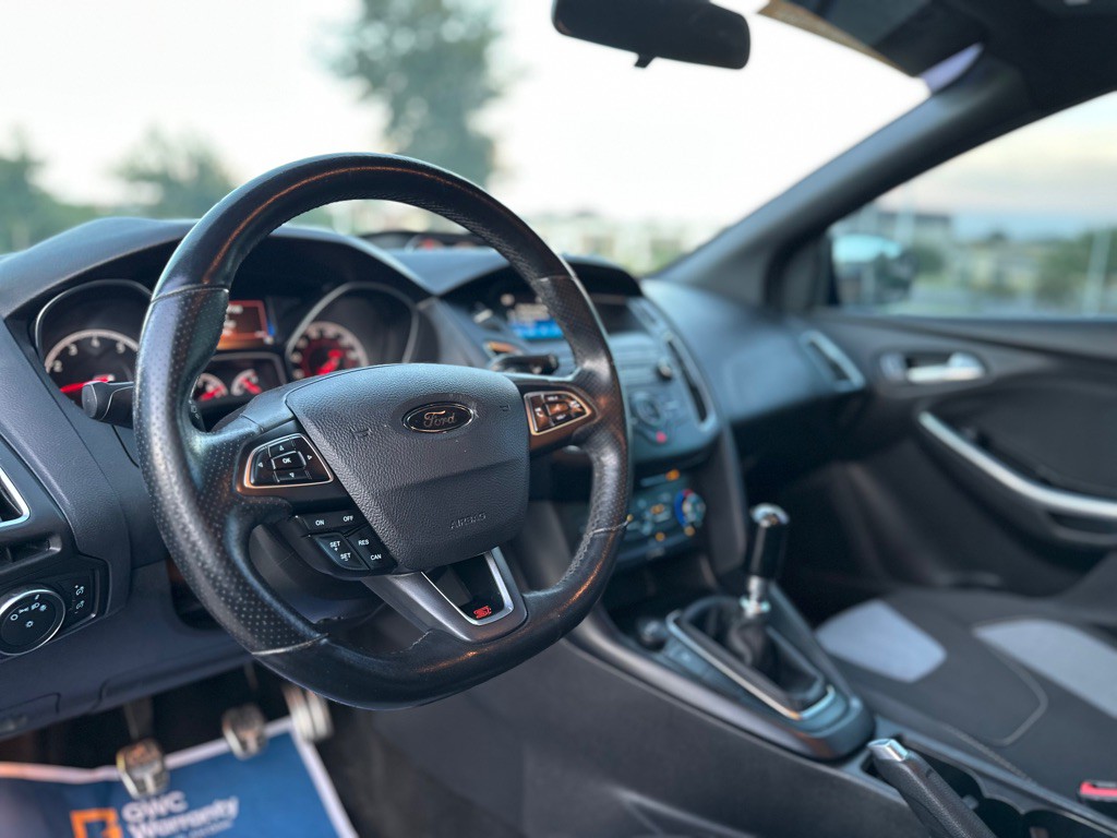 2018 Ford Focus Image 24