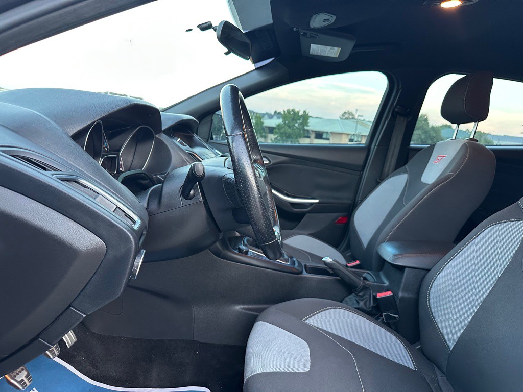 2018 Ford Focus Image 27
