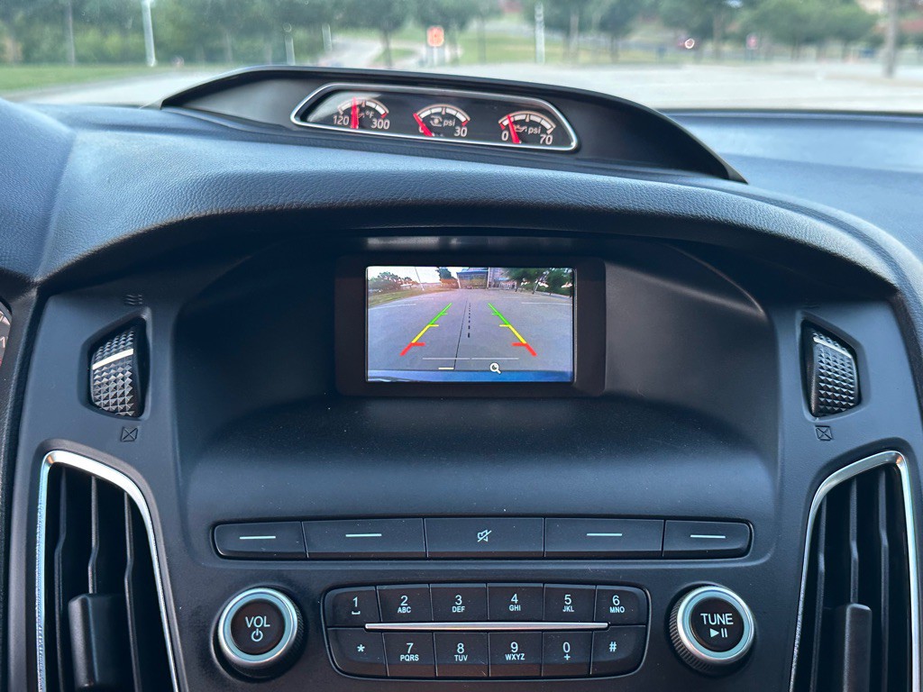 2018 Ford Focus Image 34