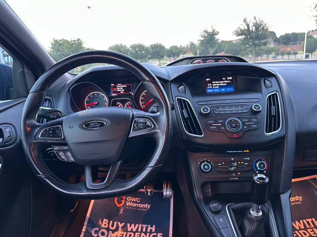 2018 Ford Focus Image 35