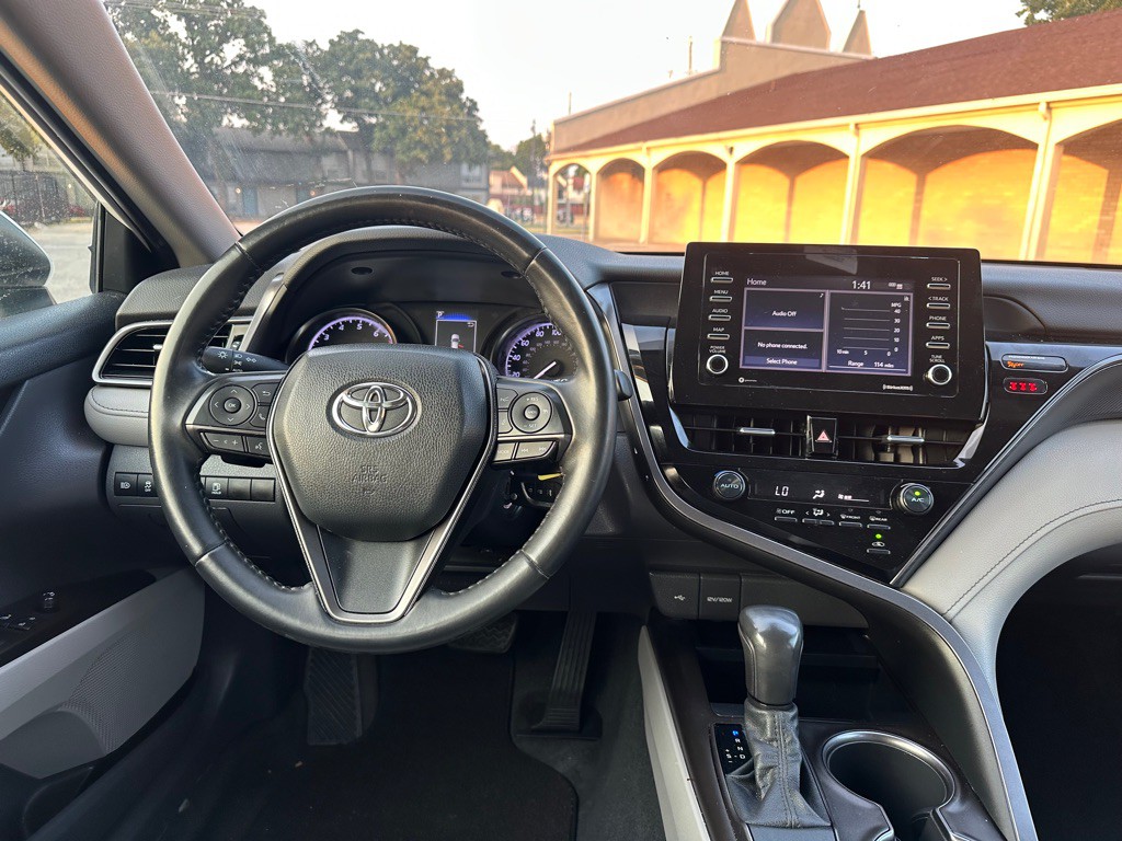 2021 Toyota Camry Image 27