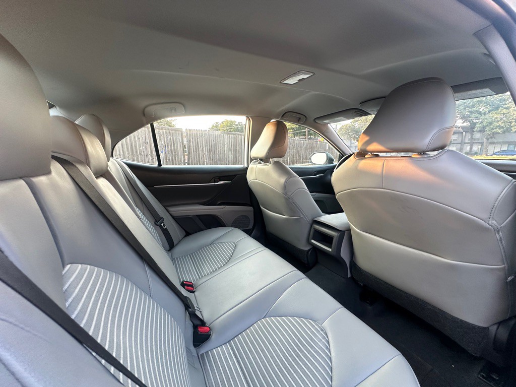 2021 Toyota Camry Image 28