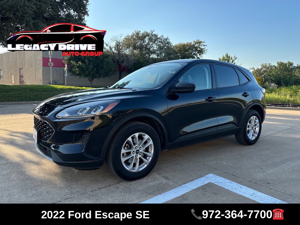 2022 Ford Escape Image 3
