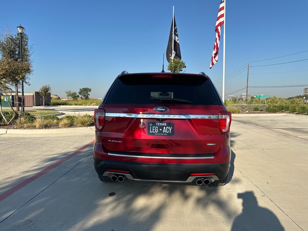 2018 Ford Explorer Image 16