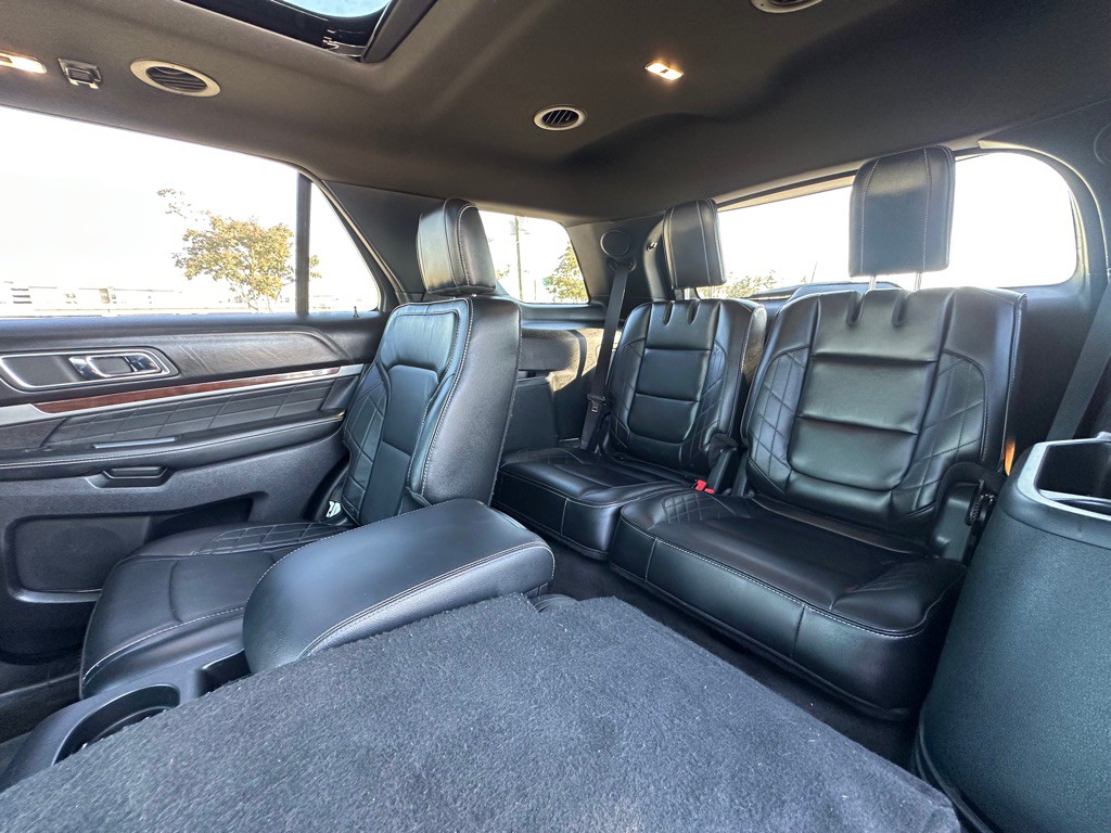 2018 Ford Explorer Image 28