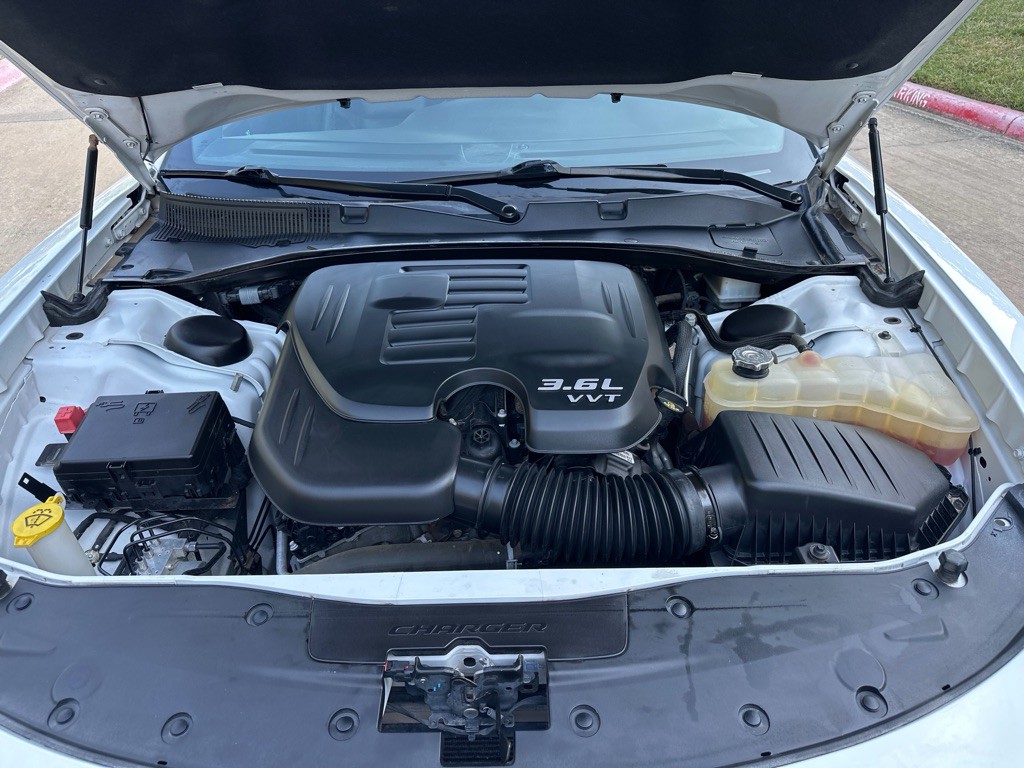 2020 Dodge Charger Image 8