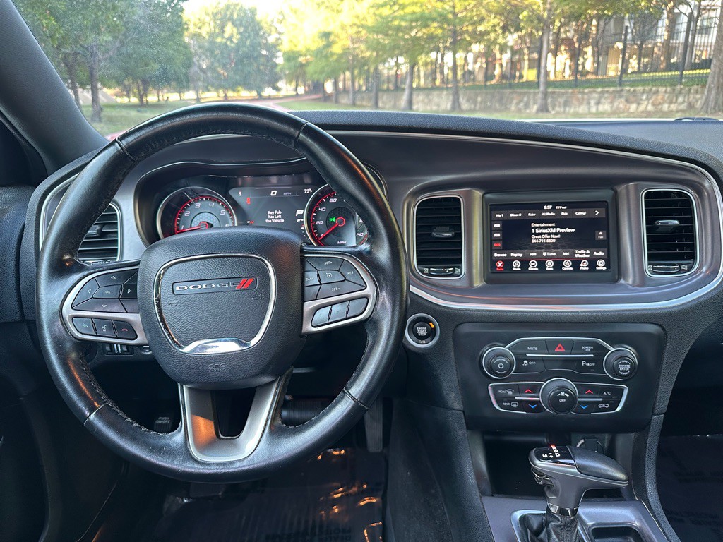 2020 Dodge Charger Image 25