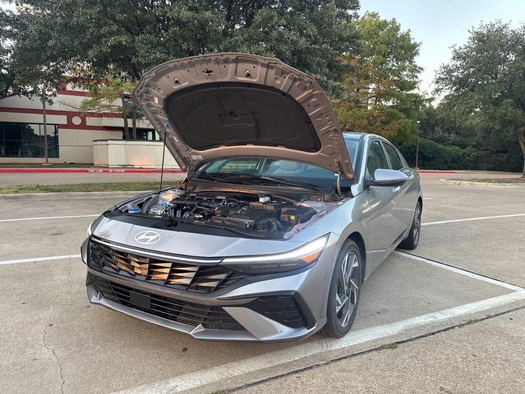 2025 Hyundai Elantra Image 10