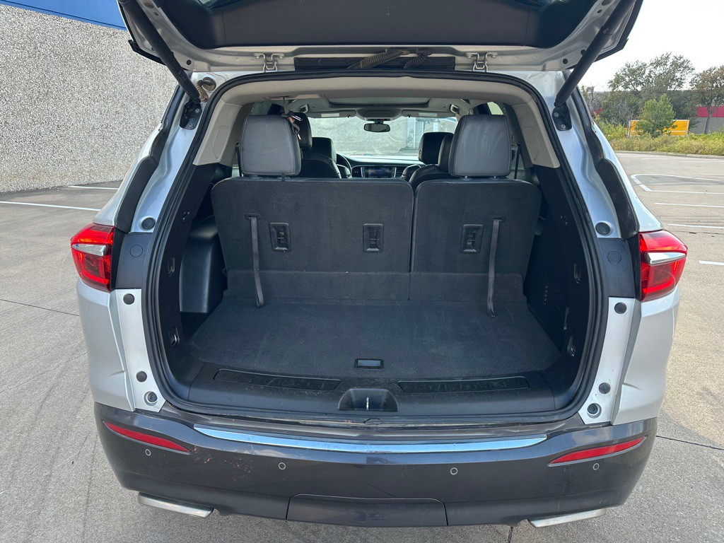 2021 Buick Enclave Image 16