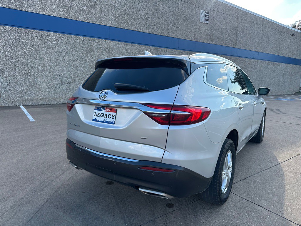 2021 Buick Enclave Image 18