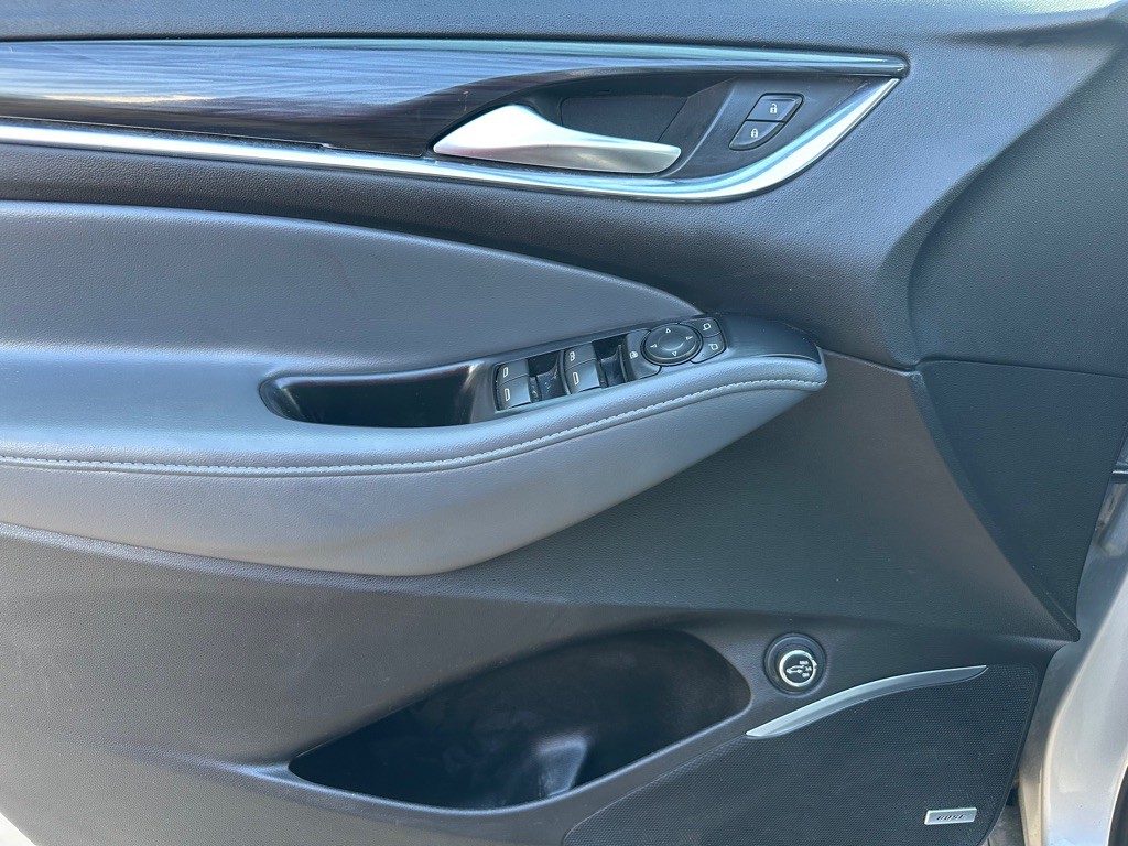 2021 Buick Enclave Image 23