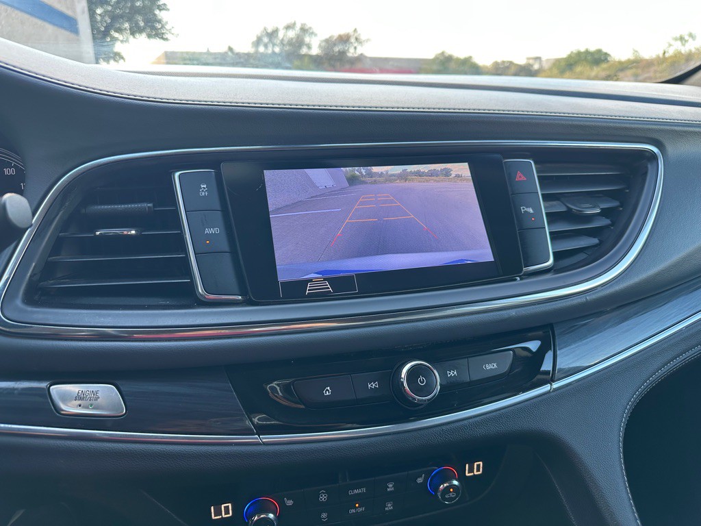 2021 Buick Enclave Image 32