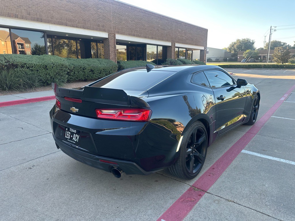 2017 Chevrolet Camaro Image 19