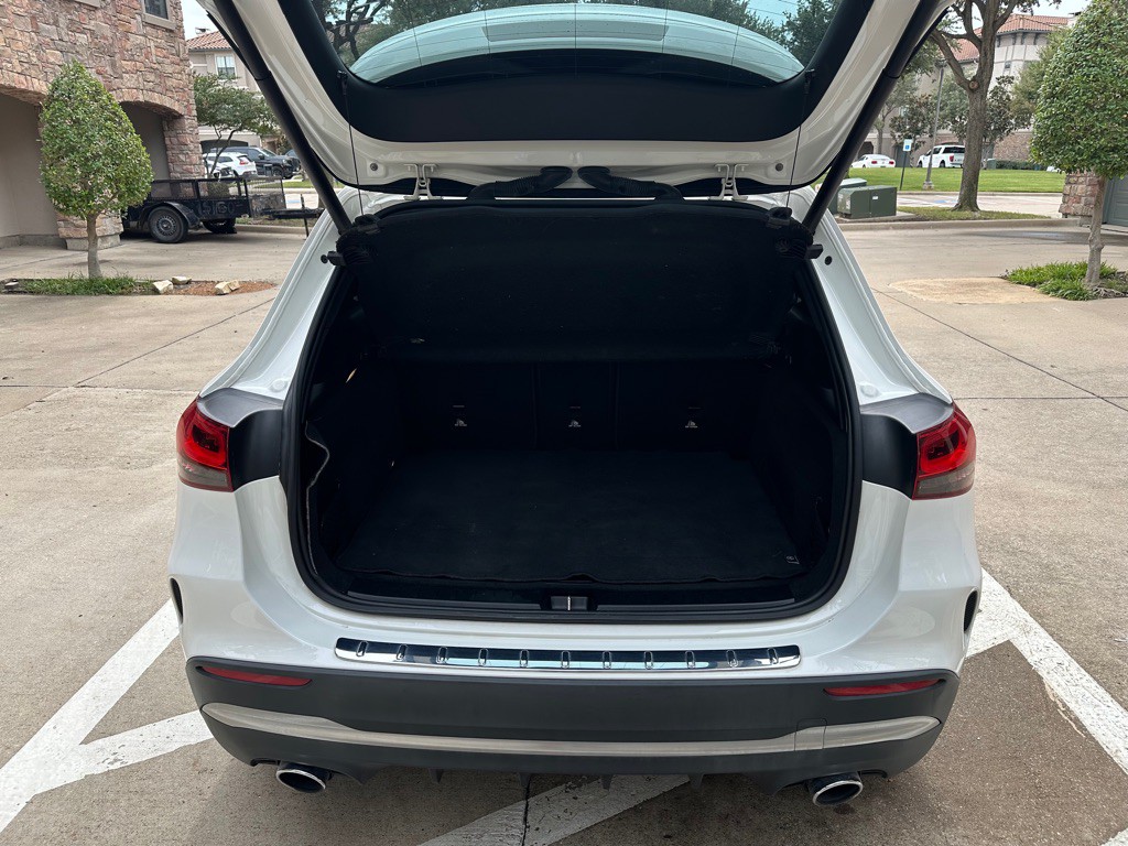 2023 Mercedes-Benz GLA-Class Image 15