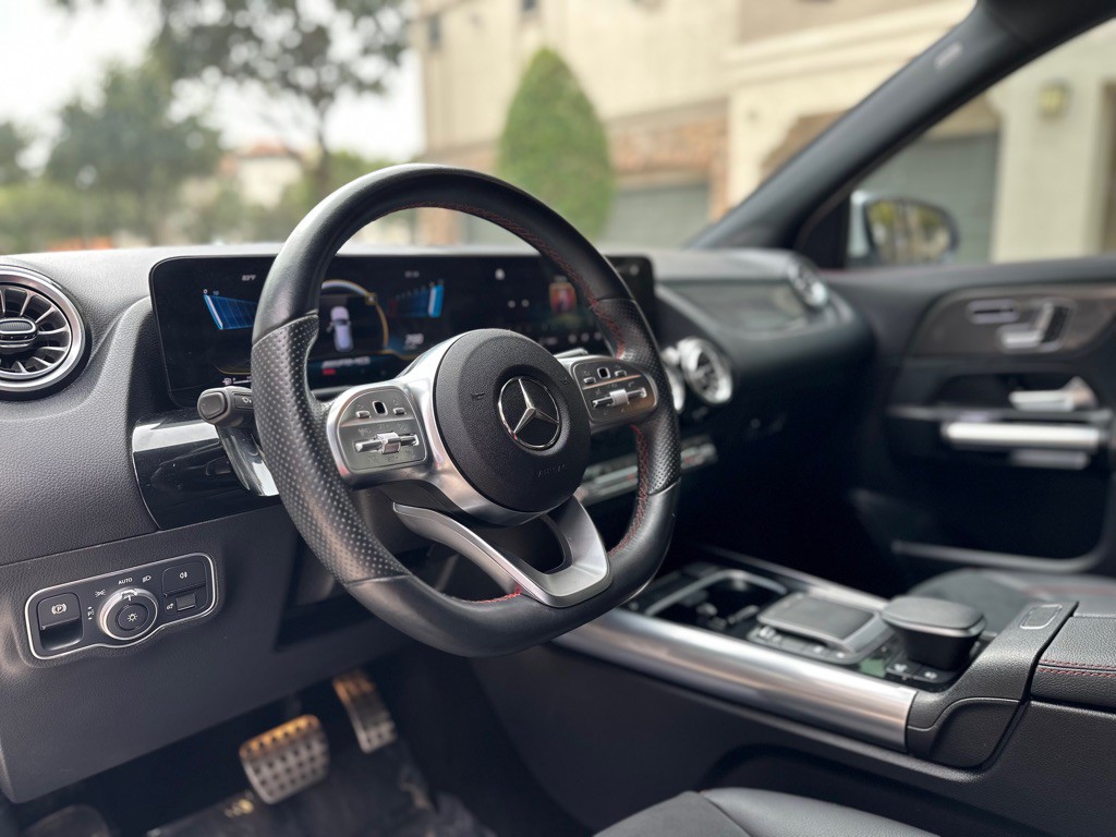 2023 Mercedes-Benz GLA-Class Image 21