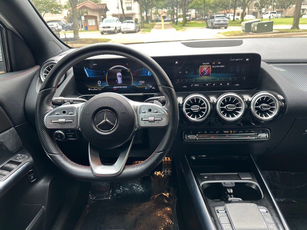 2023 Mercedes-Benz GLA-Class Image 25